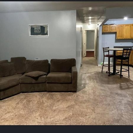Room In A Beach House With King Size Bed In A Landlord Hosted Three Bedroom Apartment Νέα Υόρκη Εξωτερικό φωτογραφία